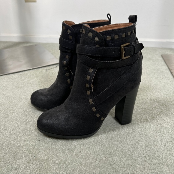 Black suede heeled buckle boots booties - Picture 1 of 4